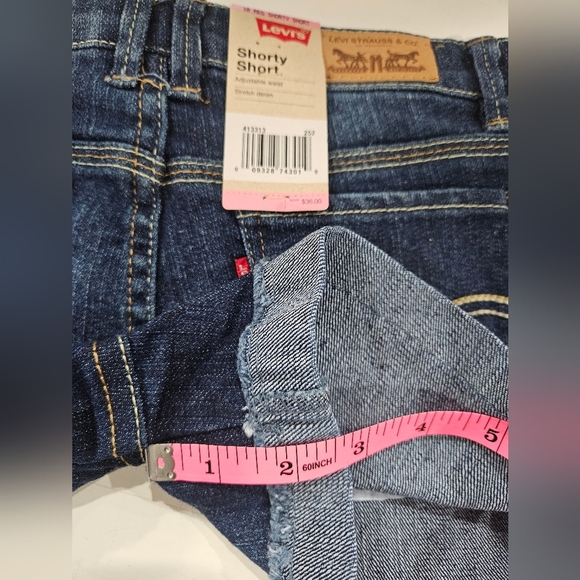 Levi's Blue Denim Shorts with Cuffed Hem - Picture 5 of 5